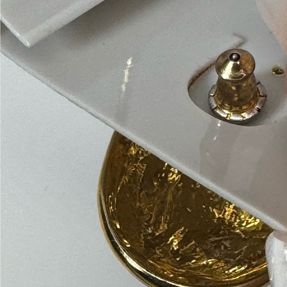 Vintage Unique Gold and Purple Post Earrings NWT - Picture 5 of 5